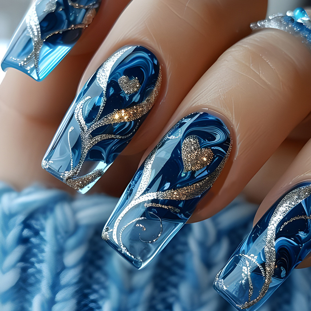 24枚入り ブルーのプレスオンネイル スパイシーガール ゴー - Nail Art Press On のレビューと価格